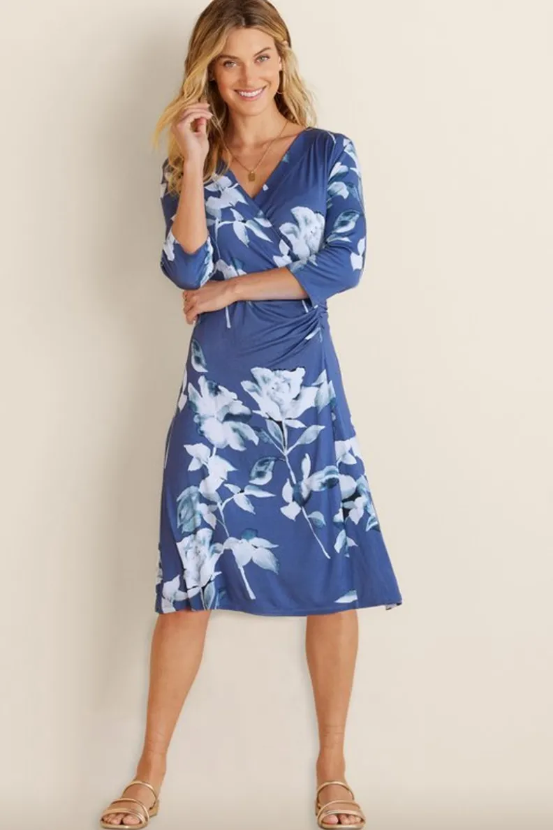 Vestido Hyannis de Soft Surroundings - Elegancia Casual en Tejidos Suaves

Vestido Casual Hyannis por Soft Surroundings - Diseño Cómodo con Detalles en Vuelo

Hyannis: Vestido Ligero de Soft Surroundings para Ocasiones Informales

Vestido Diario Hyannis - Soft Surroundings con Corte Fluyente y Tejido Premium

Hyannis by Soft Surroundings - Vestido Transicional en Algodón Orgánico para Mujer