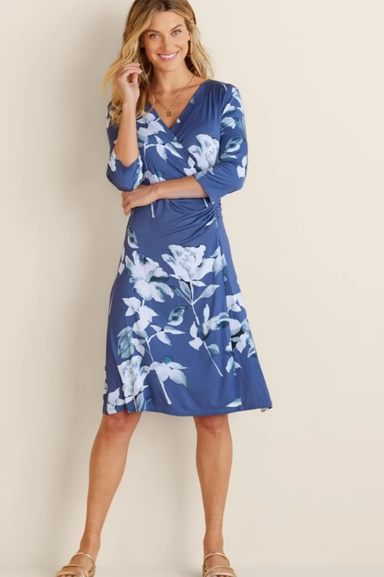 Vestido Hyannis de Soft Surroundings - Elegancia Casual en Tejidos Suaves

Vestido Casual Hyannis por Soft Surroundings - Diseño Cómodo con Detalles en Vuelo

Hyannis: Vestido Ligero de Soft Surroundings para Ocasiones Informales

Vestido Diario Hyannis - Soft Surroundings con Corte Fluyente y Tejido Premium

Hyannis by Soft Surroundings - Vestido Transicional en Algodón Orgánico para Mujer