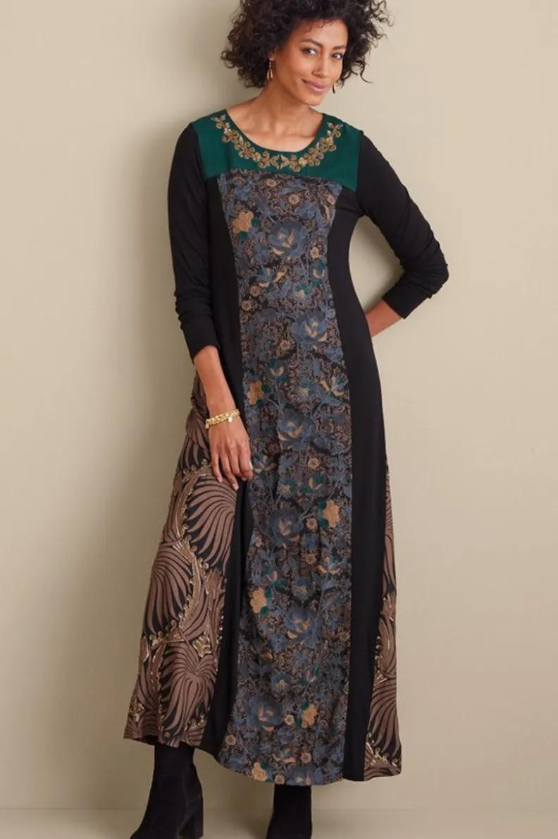 Vestido Sultana Icono - Elegancia Fluida con Toque Boho de Soft Surroundings | Tocado de Moda Primaveral