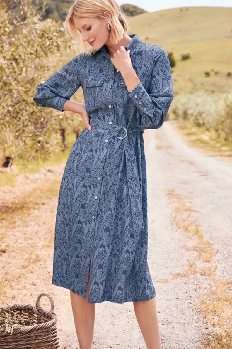 Vestido Irina de Entornos Suaves - Elegancia Nocturna en Azul Sombra con Aire Boho