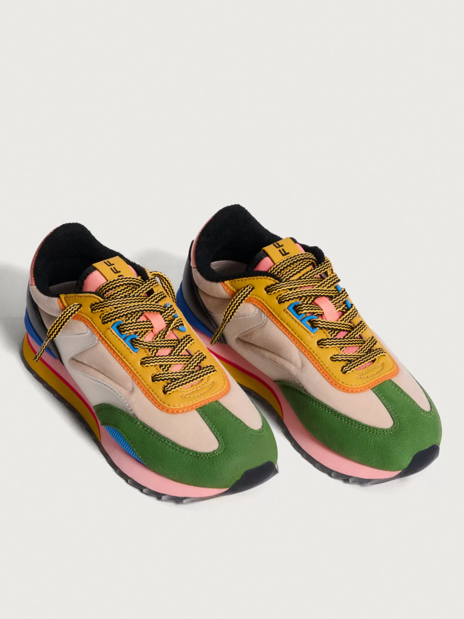 HOFF IRIS - Zapatillas Deportivas Ligeras para Mujer | Estilo Urbano con Diseño Moderno | Calzado Casual de Temporada