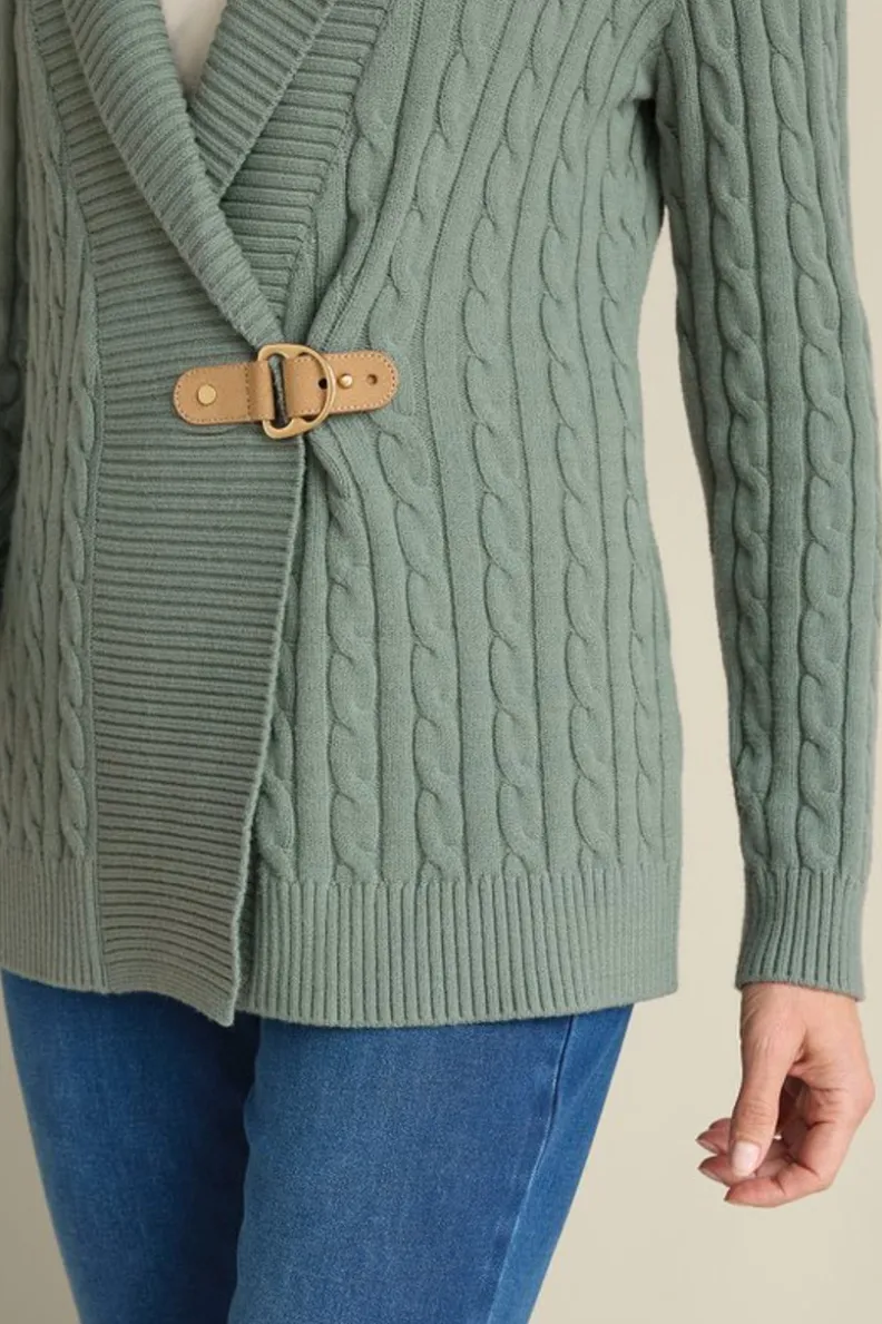 Cárdigán acogedor Ivey de punto cable - Verde agave con detalles artesanales · Abrigo ligero para temporada otoño-invierno · Colección exclusiva Soft Surroundings