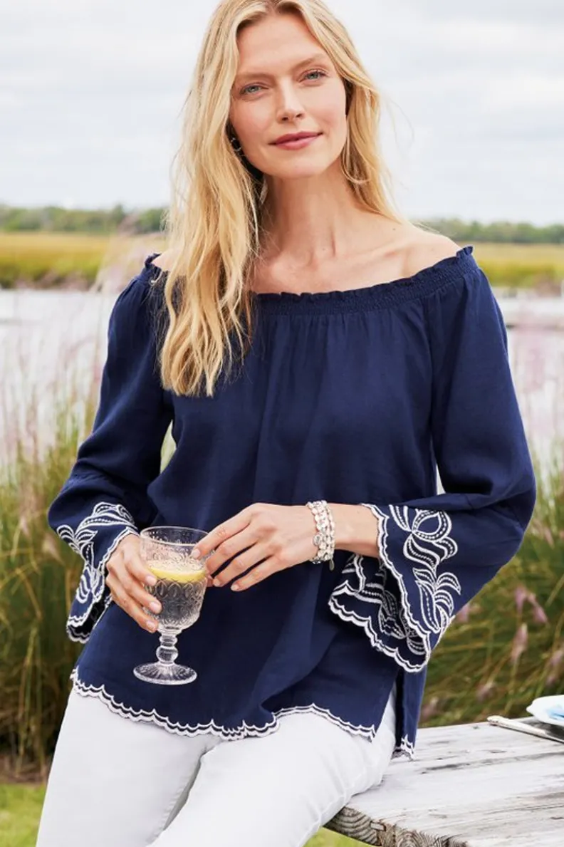 Blusa Ligera Josey en Azul Naval - Confort y Estilo de Tops Soft Surroundings