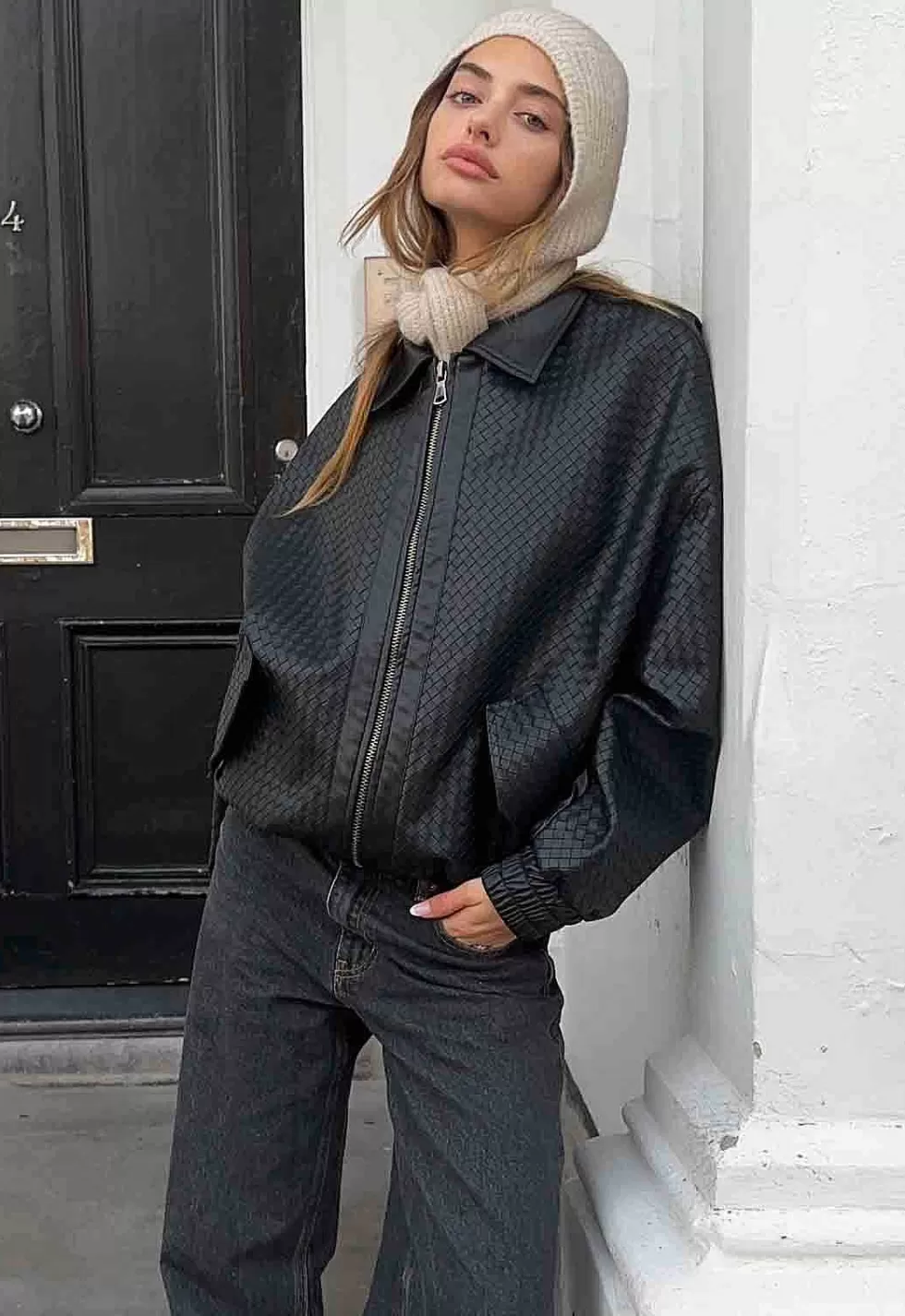 Épica Chaqueta Bomber Lioness Kenny - Colección Exclusiva en Oferta Limitada