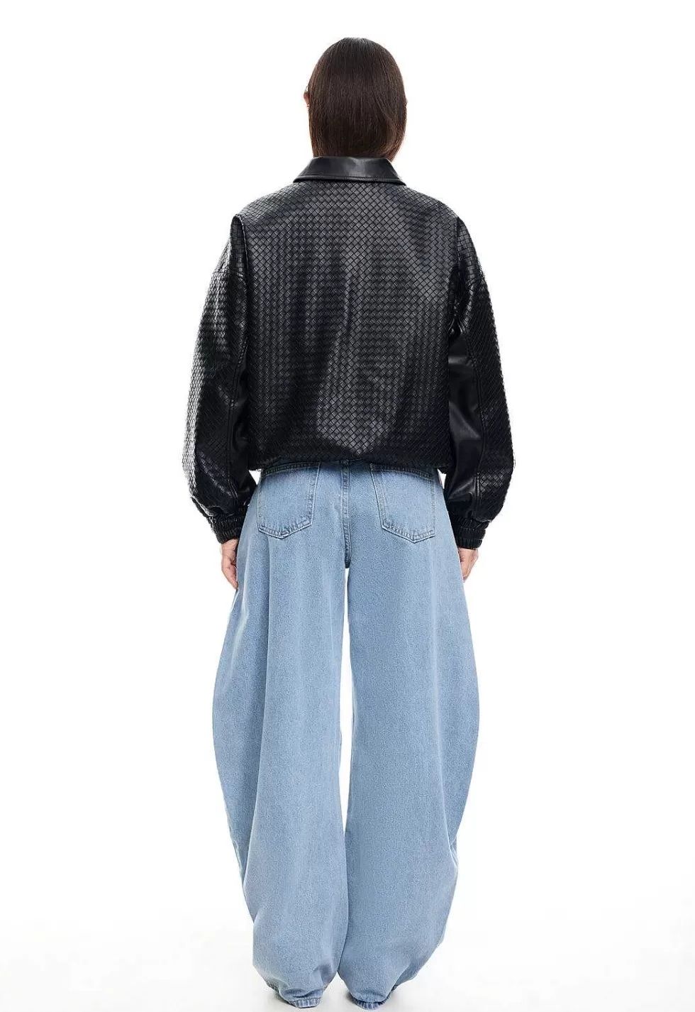 Épica Chaqueta Bomber Lioness Kenny - Colección Exclusiva en Oferta Limitada