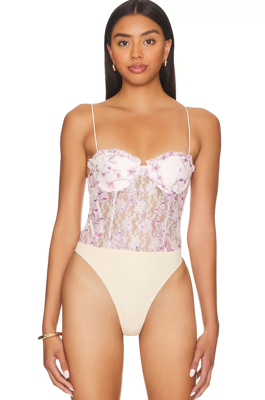 Lovers & Friends - Mono Kenzie Elegante | Body de Encaje con Ajuste Perfecto | Diseño Único para Looks Sensacionales