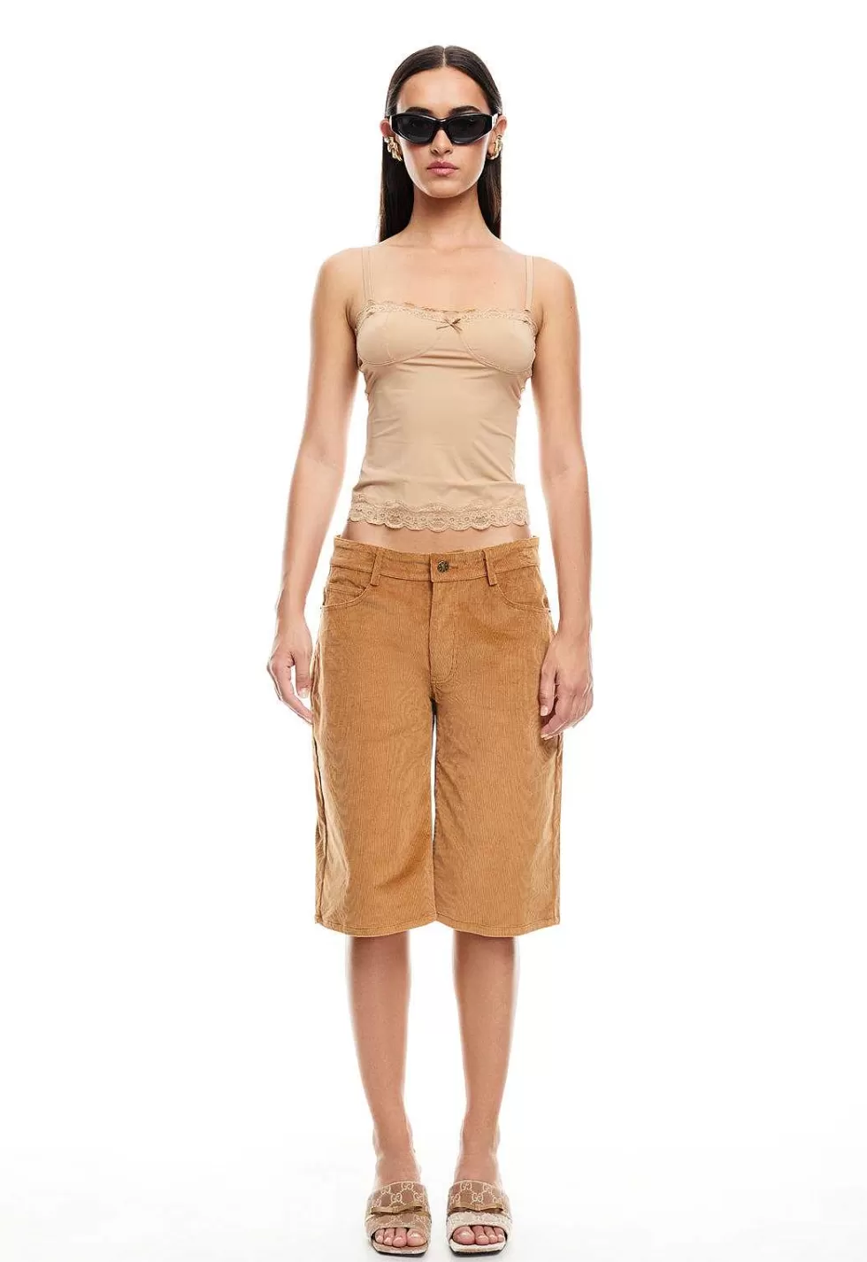 León Dorado: Shorts Denim Kurt Élite - Estilo versátil para looks urbanos
