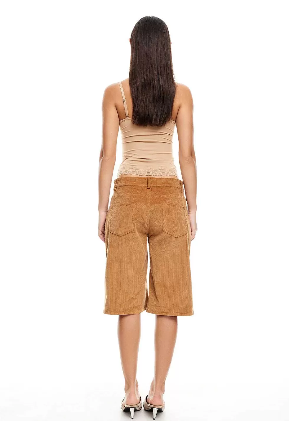 Leona Shorts Denim Cortos - Diseño Audaz para Looks Únicos

(，，，，)