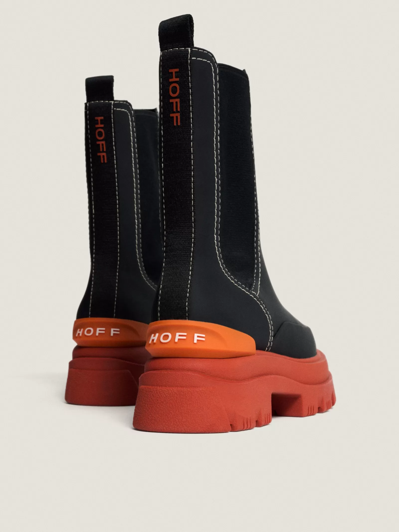 Botas Hoff Lake en Cuero Negro para Mujer - Botines Clásicos con Estilo Versátil ¡Descubre tu look ideal!