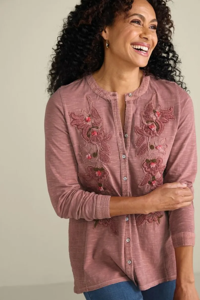 Blusa L'Encanto de Soft Surroundings en Rosa Melocotón - Conjunto Elegante de Túnicas y Mallas con Detalles Florales