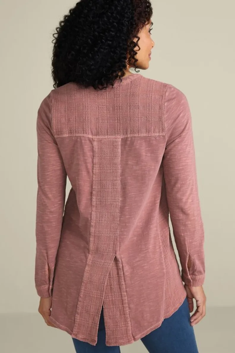 Blusa L'Encanto de Soft Surroundings en Rosa Melocotón - Conjunto Elegante de Túnicas y Mallas con Detalles Florales