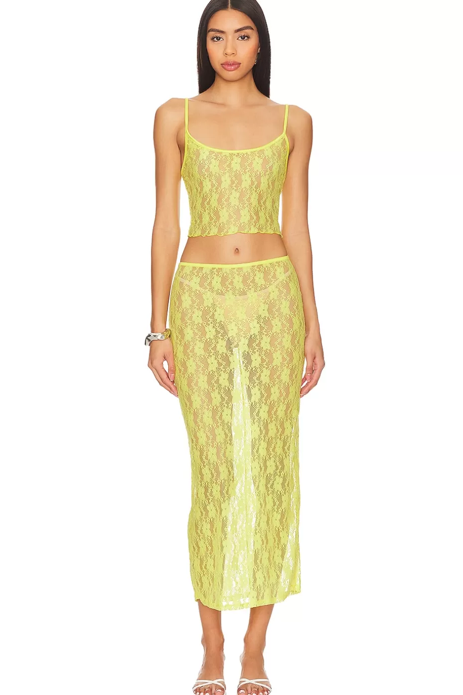 Amantes & Amigos · Falda Lia en Velo Sutil - Diseño Elegante para Ocasiones Especiales, Colección Primavera-Verano 2024