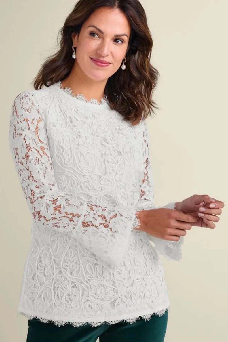Blusa Aire Suave - Encaje Lilith en Blanco Puro, Diseño Femenino con Detalles Delicados