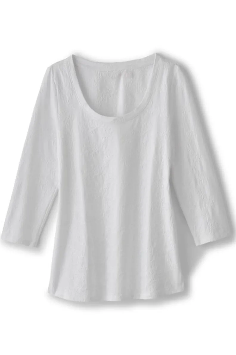 Camiseta Linnea Bordada de Manga Tres Cuartos - Diseño Cómodo en Azul Marino de Soft Surroundings