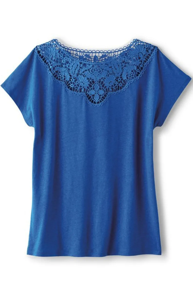 Camiseta Luella de Encaje Suave - Mezcla de Lino con Toques Zafiro · Entornos Delicados