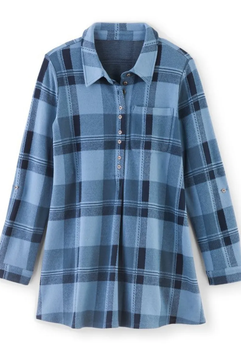 Blusa de Cuadros con Estilo Único - Colección Soft Surroundings Tops 

Diseño Exclusivo en Tejido Premium - Camiseta Estampada de Cuadros Moderna 

Prenda Versátil con Detalles en Contraste - Tops de Temporada en Estampado Tartán