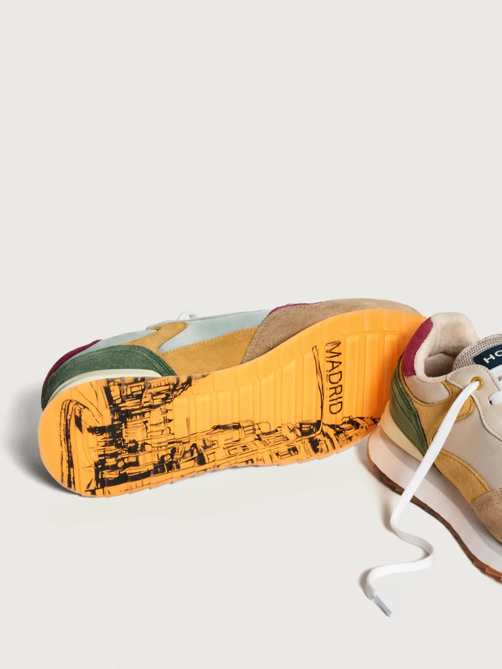 HOFF Zapatillas Hombre Madrid - Estilo Urbano en Tela Ligera