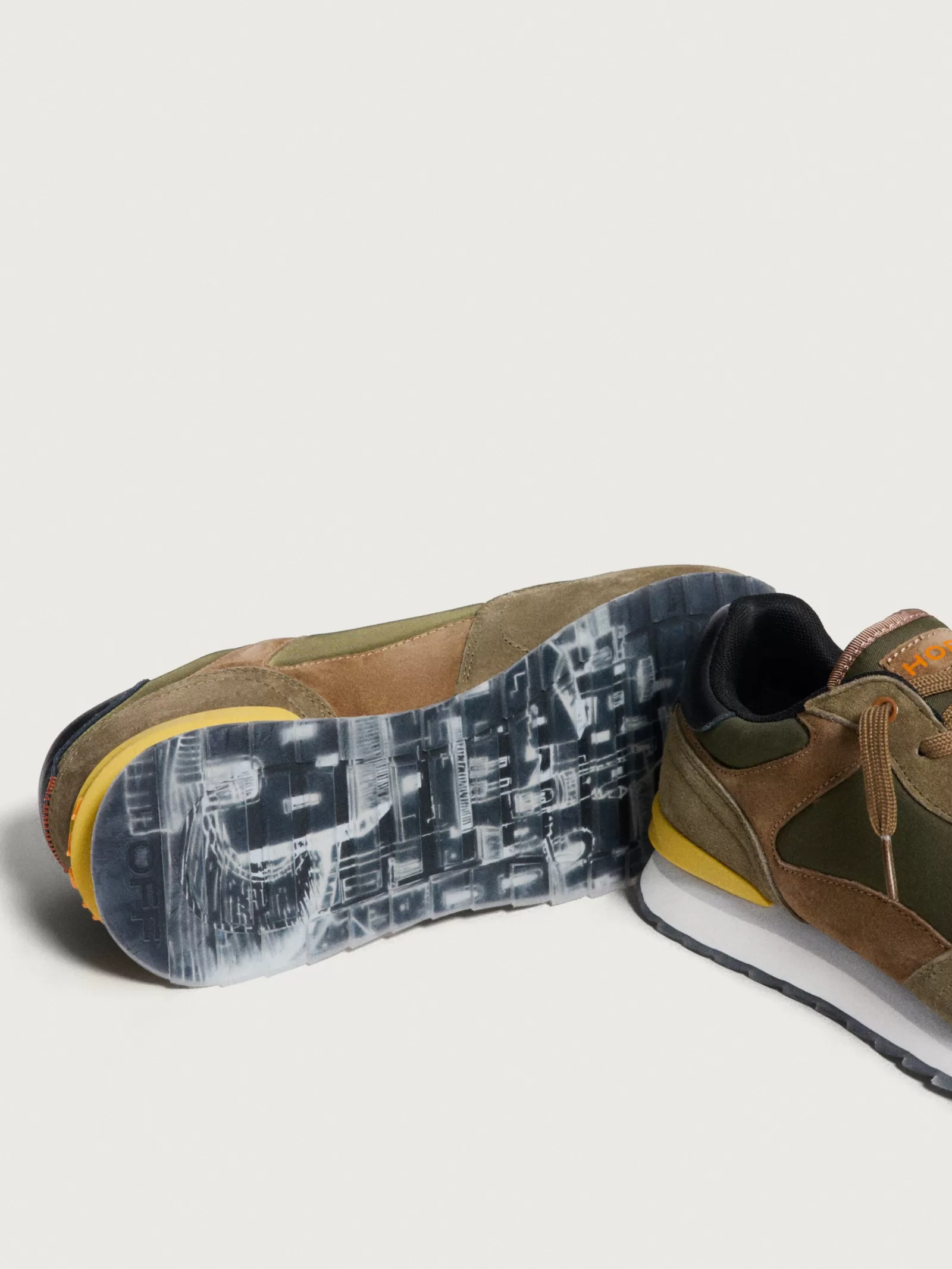 HOFF MARSEILLE - Zapatillas Urbanas para Hombre | Diseño Francés | Calzado Deportivo con Estilo Versátil