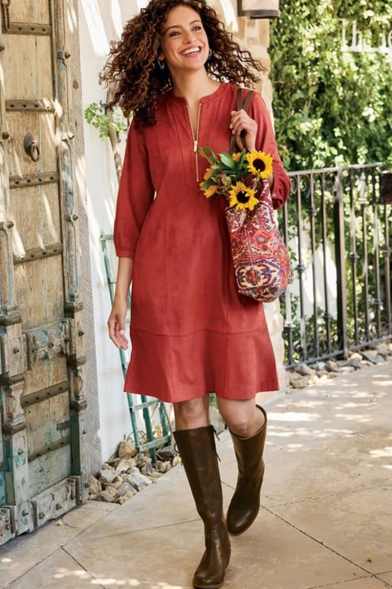 Vestido Martine en Piel Ecológica - Inspiración Bossa Nova para Otoño/Invierno (Soft Surroundings Collection)