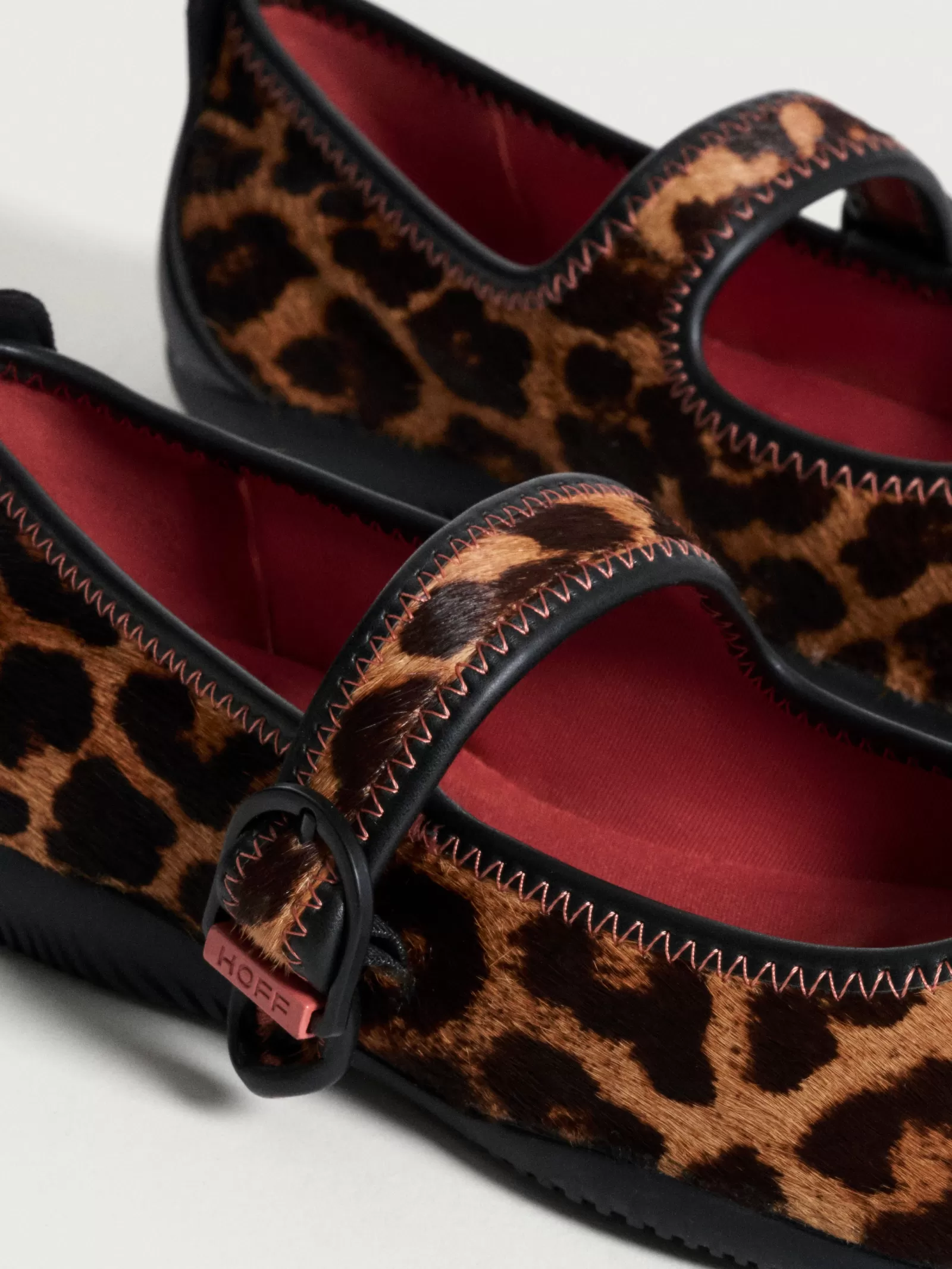 HOFF - Mary Jane Scala para Mujer: Zapatos Planos Cómodos con Estampado Exótico en Tono Tierra