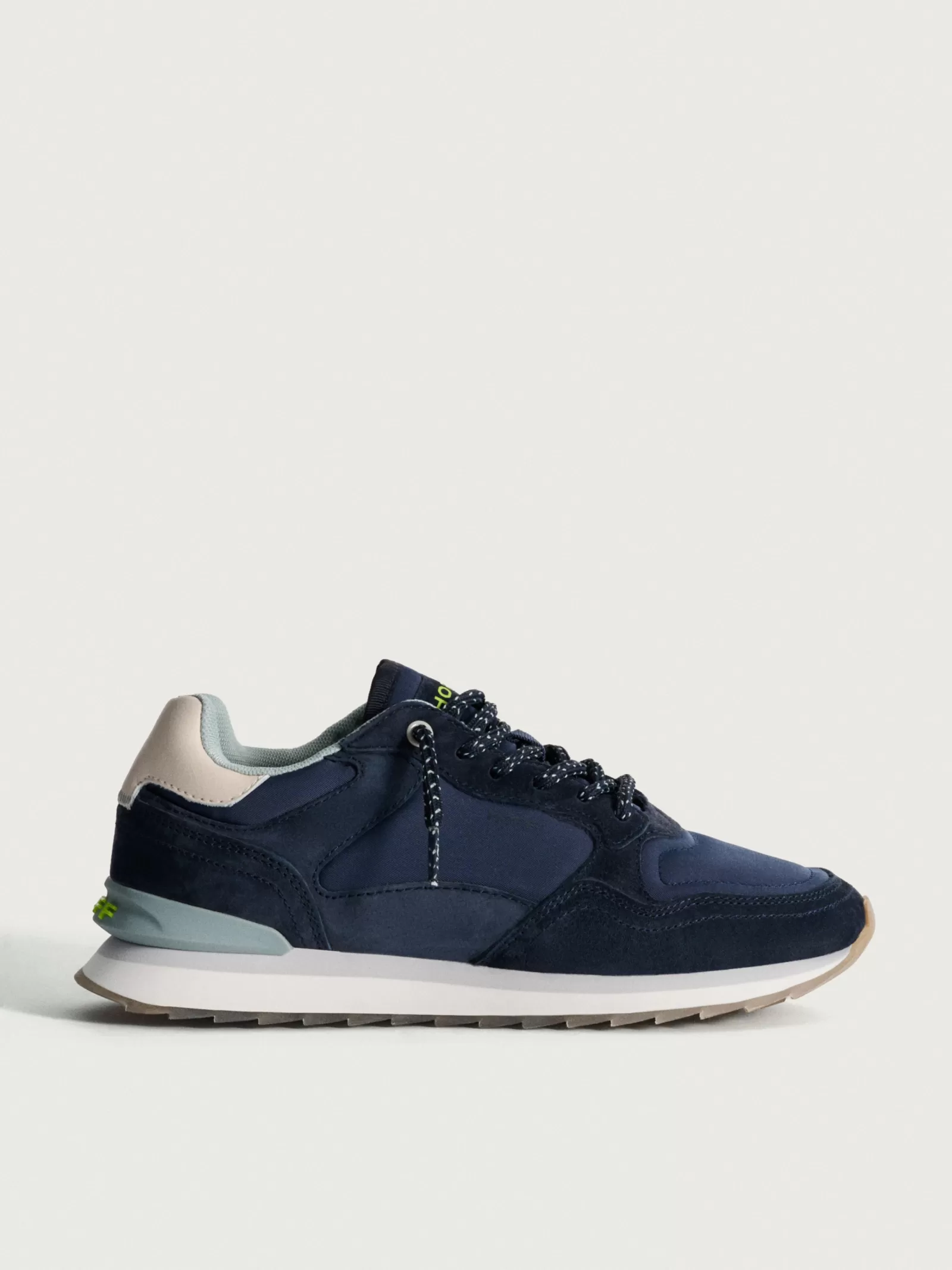Zapatillas Deportivas HOFF MILANO para Mujer - Estilo Urbano y Confort Duradero, Colección Primavera-Verano 2024