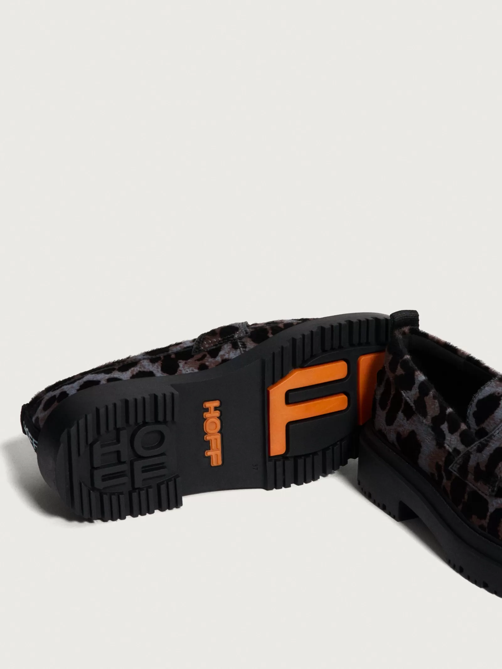 Zapatos Planos para Mujer HOFF School - Mocasín con Estampado Animal en Gris, Estilo Casual y Comodidad Garantizada