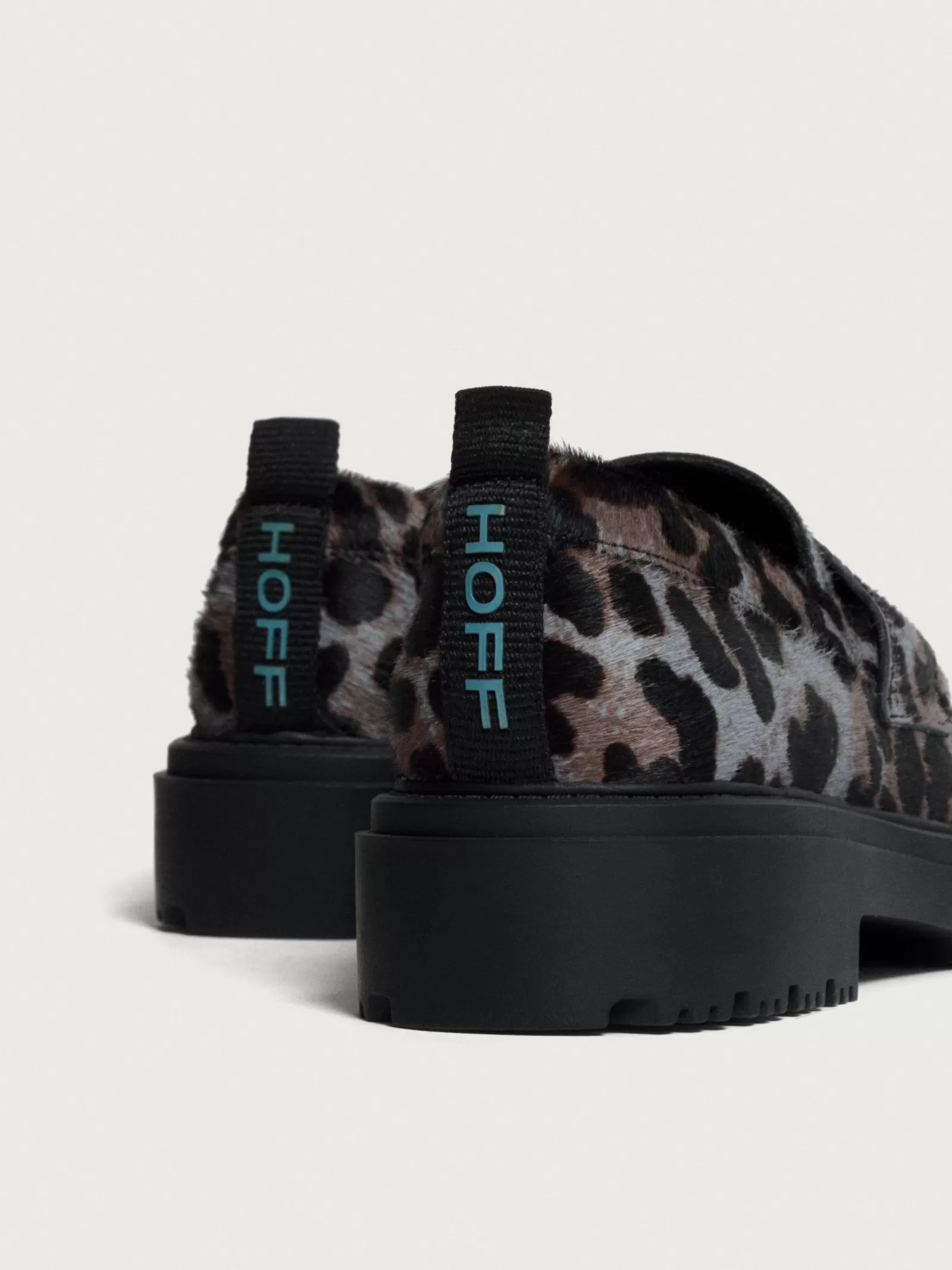 Zapatos Planos para Mujer HOFF School - Mocasín con Estampado Animal en Gris, Estilo Casual y Comodidad Garantizada