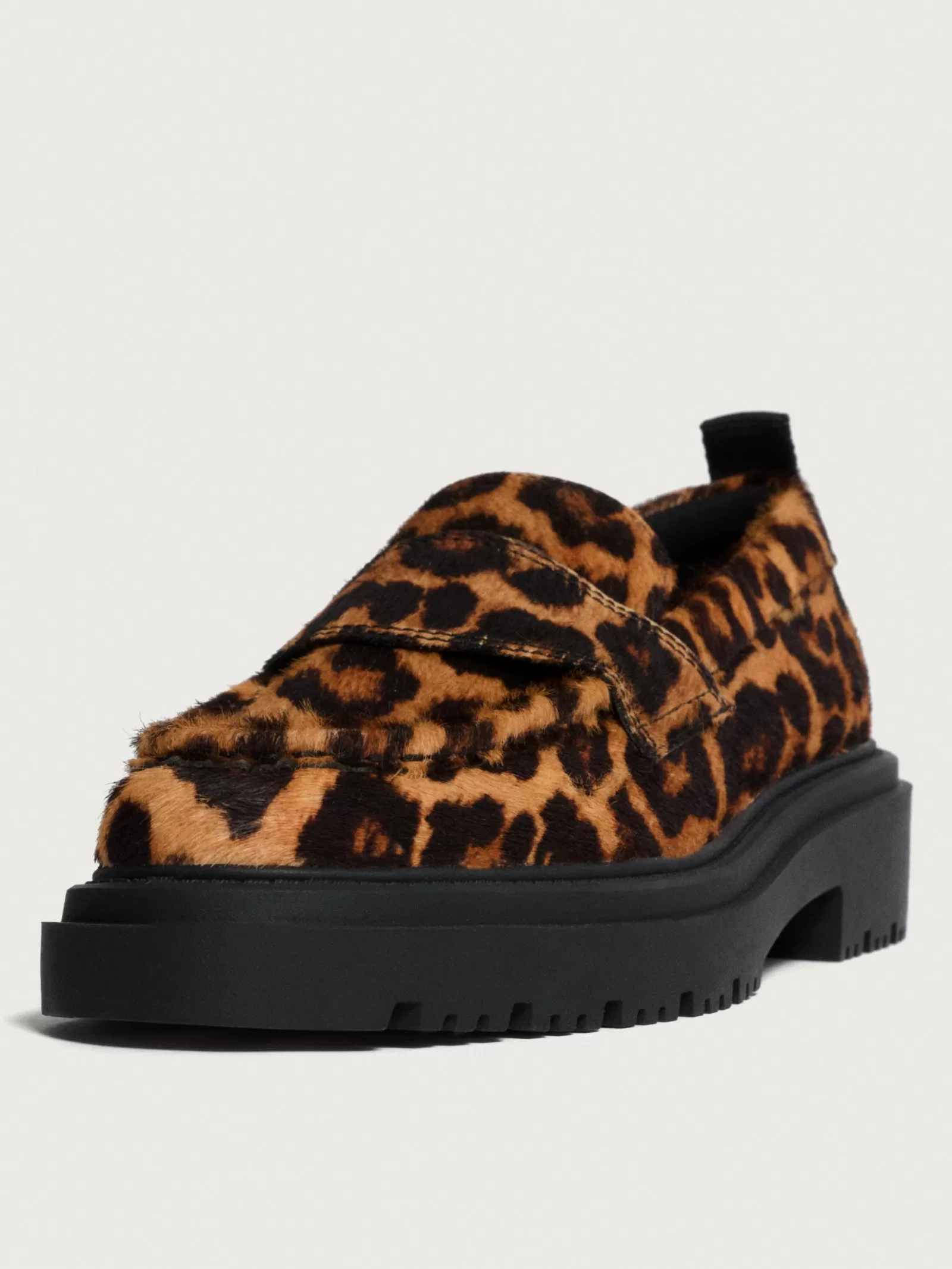 Zapatos Planos Mujer Hoff - Mocasines Estilo Colegial con Detalle Animal en Marrón Chocolate