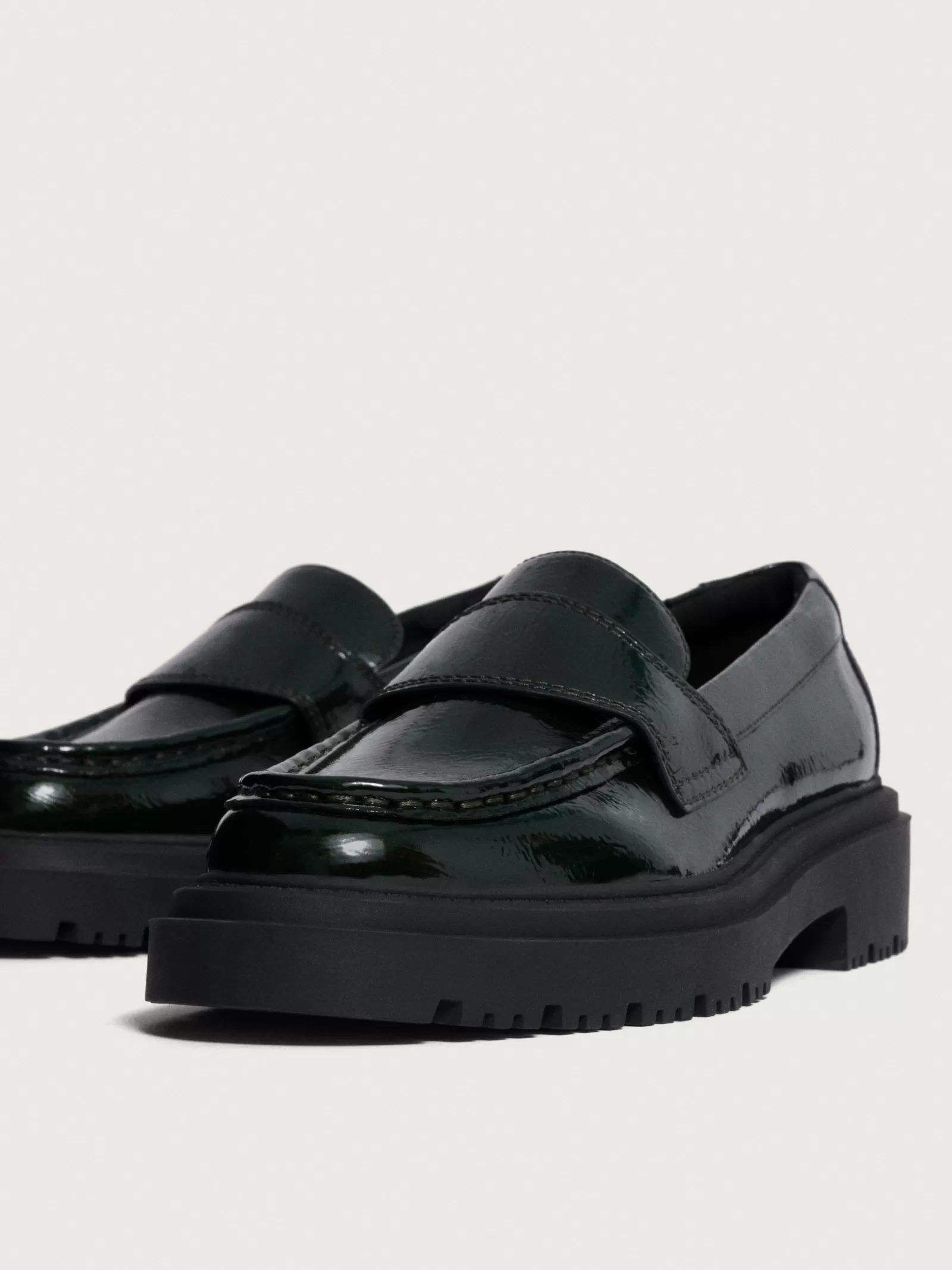 Zapatos Planos para Mujer - Mocasines HOFF en Tono Caqui, Estilo Clásico y Cómodos para el Día a Día