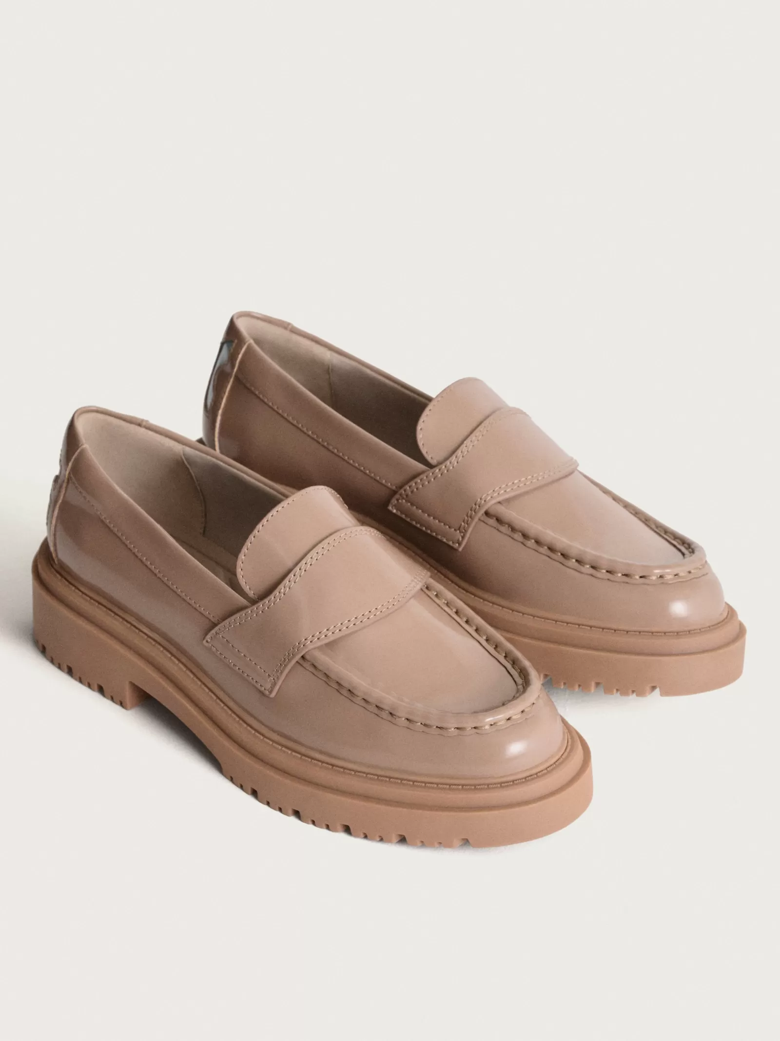 HOFF - Mocasines Escolares para Mujer | Zapatos Planos Cómodos con Estilo Urbano y Suela Flexible - Tallas Delicadas en Piel Suave