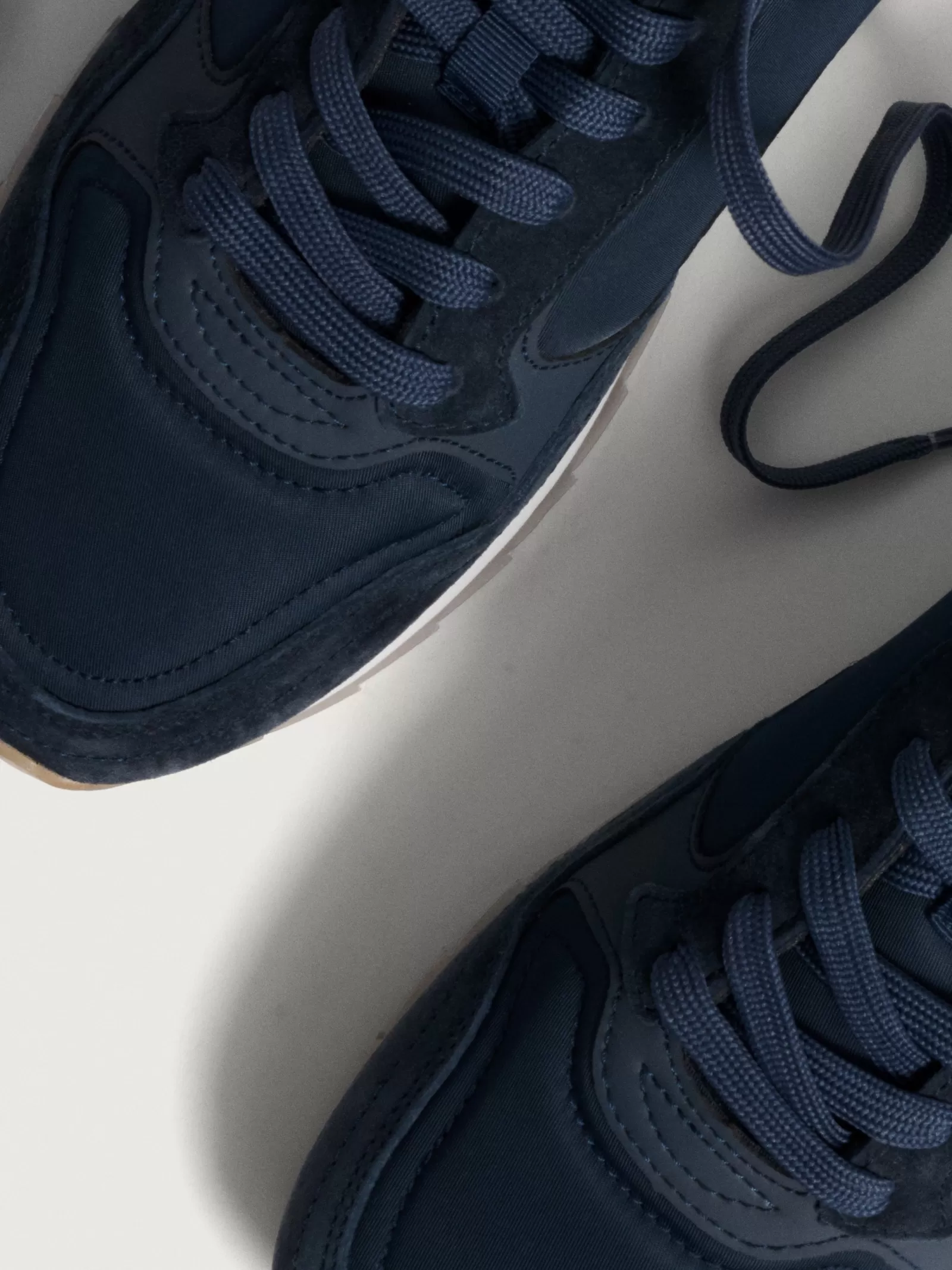 Zapatillas Urbanas HOFF Monterrey Hombre - Calzado Deportivo con Estilo Casual y Máxima Comodidad