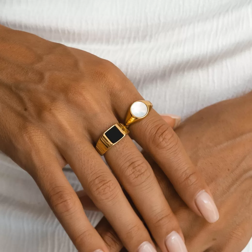 Anillo de Nácar Brillante - Joyería Atolea | Oferta Especial Temporada
