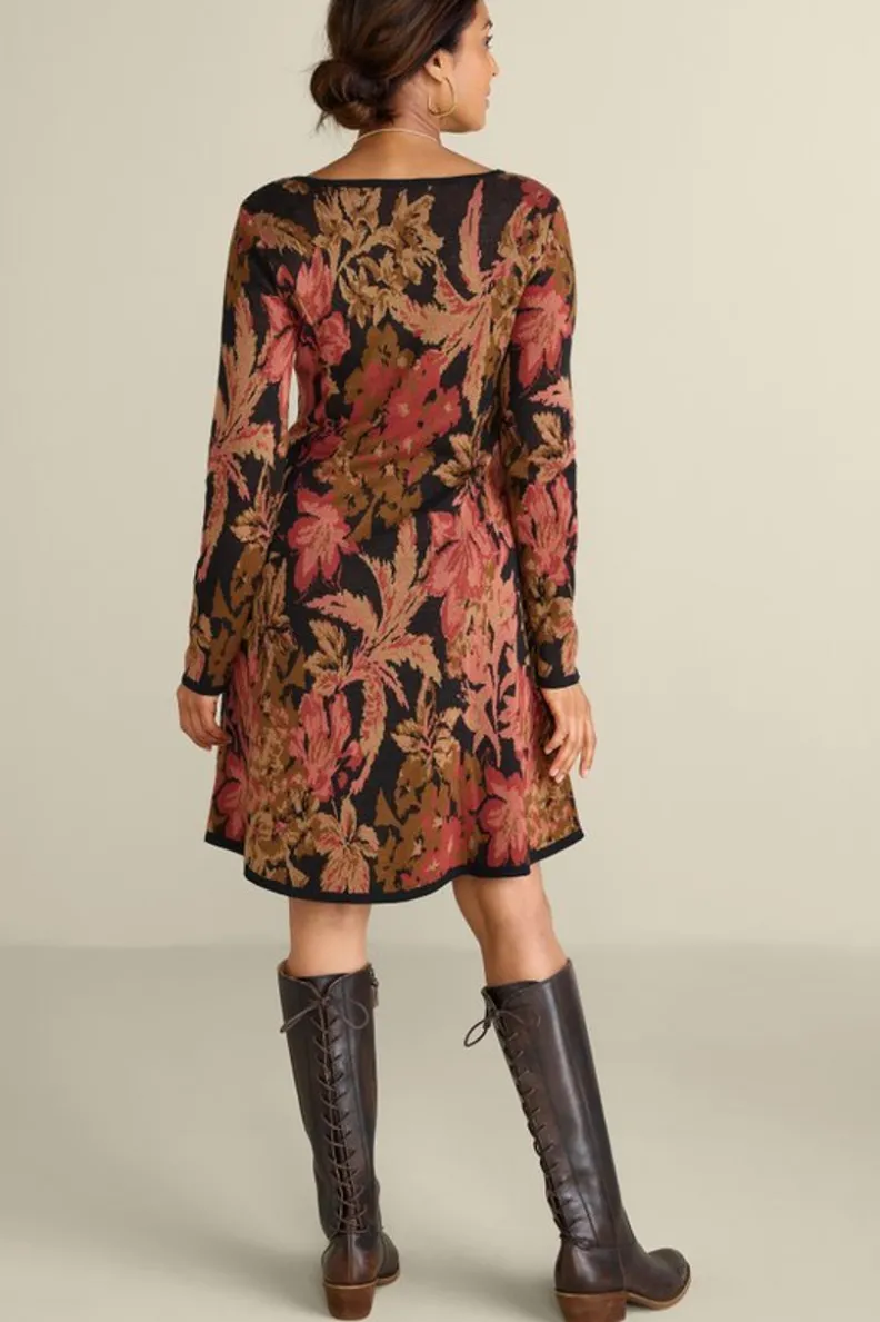 Vestido tejido Nelia con diseño jacquard inspirado en jardines salvajes - Colección Otoño/Invierno de Soft Surroundings