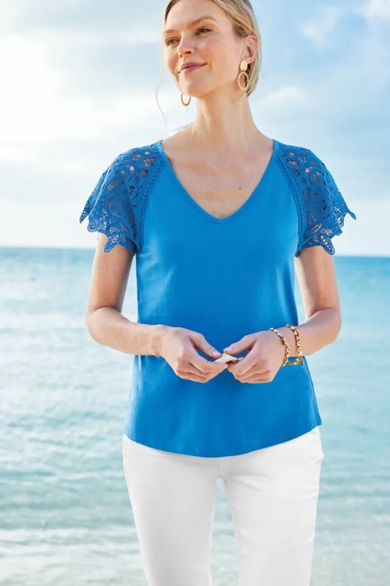 Camiseta Nikita con mangas de encaje en azul francés - Tops casuales de Soft Surroundings