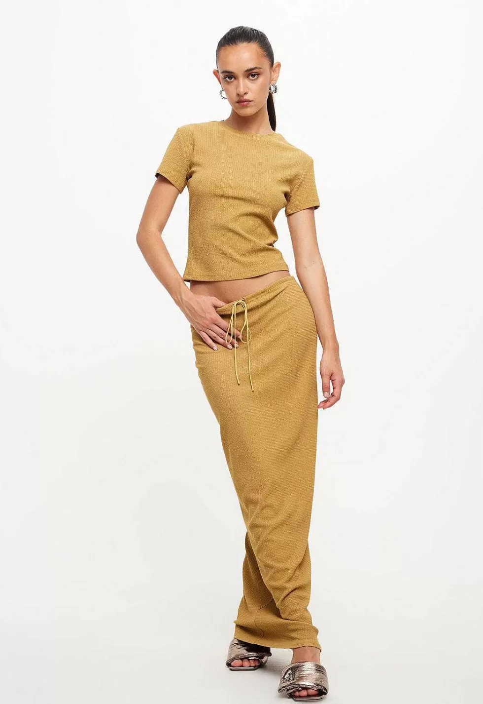 Falda Larga Vintage Reina Leona - Estilo Retro y Comodidad Única