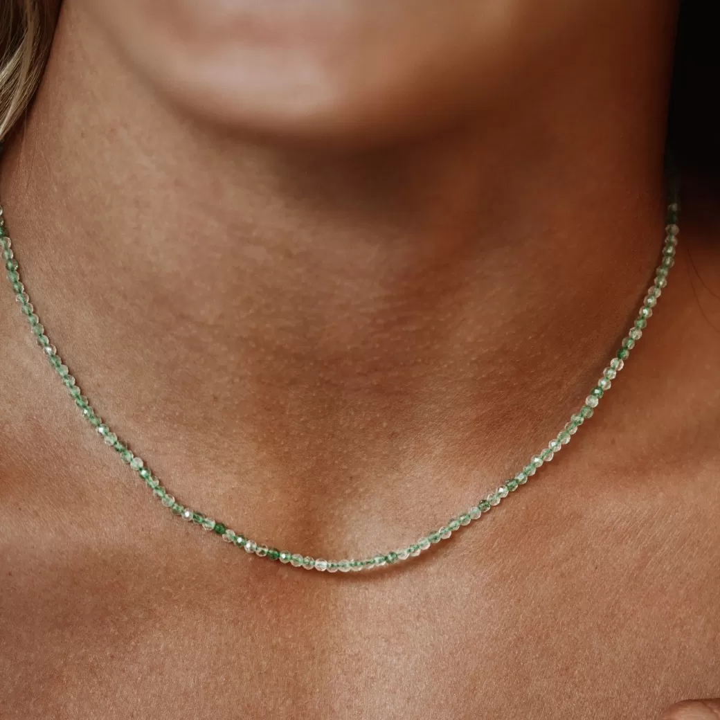 Atolea Joyería - Collar mini con detalle de cuentas inspirado en oasis