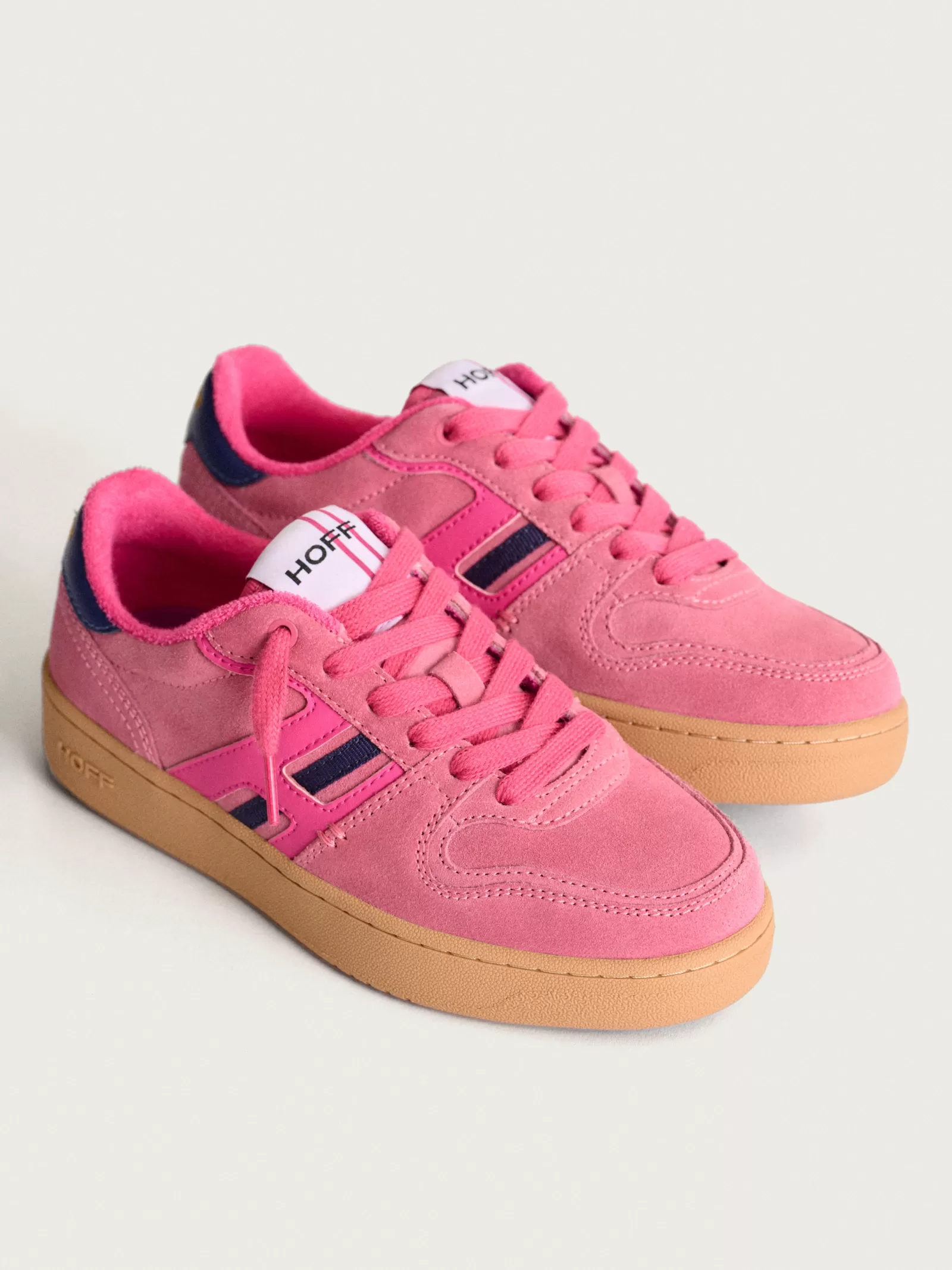 Zapatillas HOFF Plaza Vieja - Calzado Casual para Mujer con Estilo Urbano