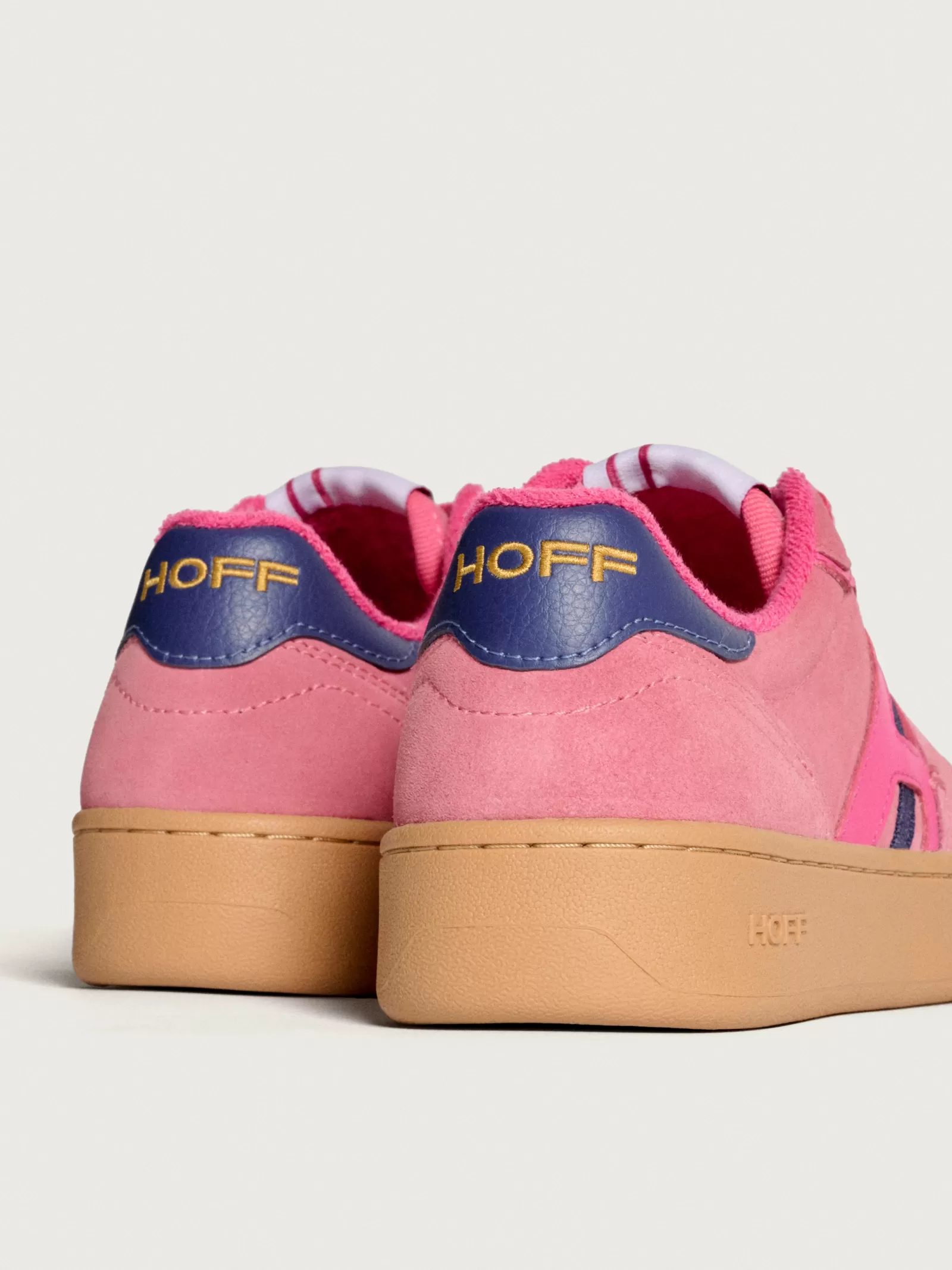 Zapatillas HOFF Plaza Vieja - Calzado Casual para Mujer con Estilo Urbano