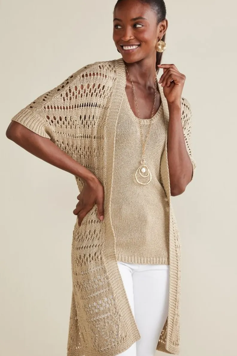 Cárdigan Opalescente con Brillo Sutil en Tono Sésamo - Suéteres y Chaquetas Versátiles de Soft Surroundings
