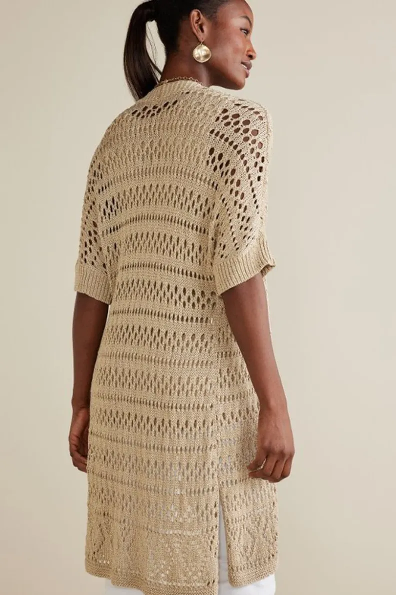 Cárdigan Opalescente con Brillo Sutil en Tono Sésamo - Suéteres y Chaquetas Versátiles de Soft Surroundings