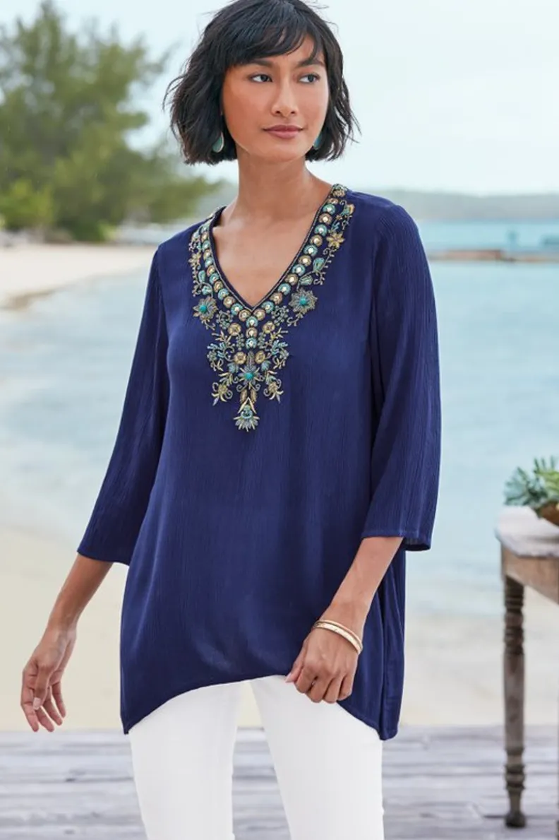 Sweater Paulina en Gasas Livianas - Otoño 2023 | Entornos Suaves Collection | Estilo Casual Elegante en Azul Marino - ¡Descubre la comodidad con diseños únicos!