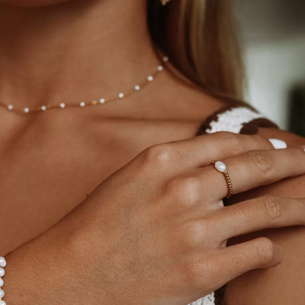 Anillo Nácar Atolea - Joyería de Autor con Brillo Oceánico 

(：，，，SEO，)