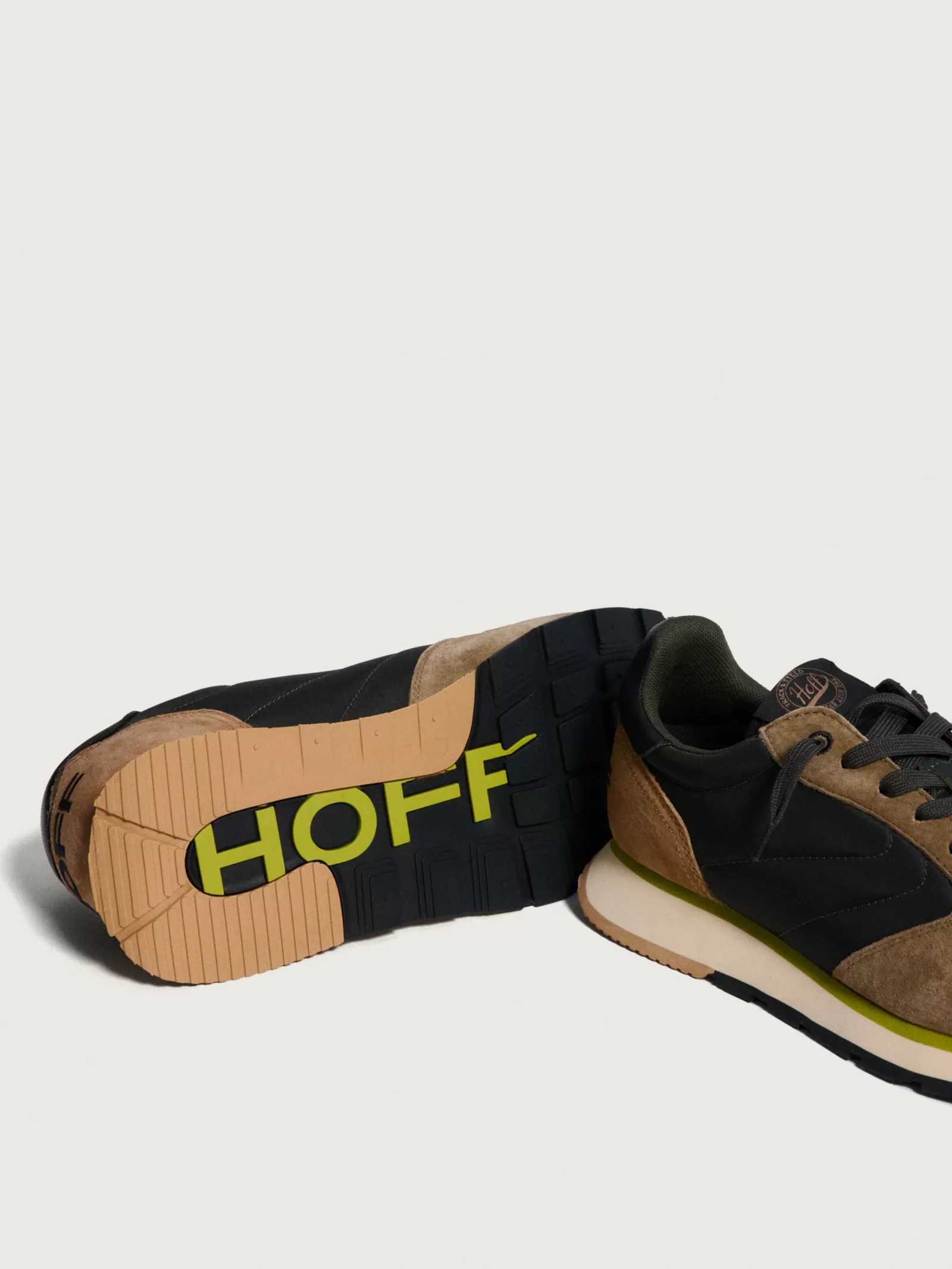 Zapatillas Deportivas HOFF PELLA para Hombre - Estilo Urbano y Diseño Ligero