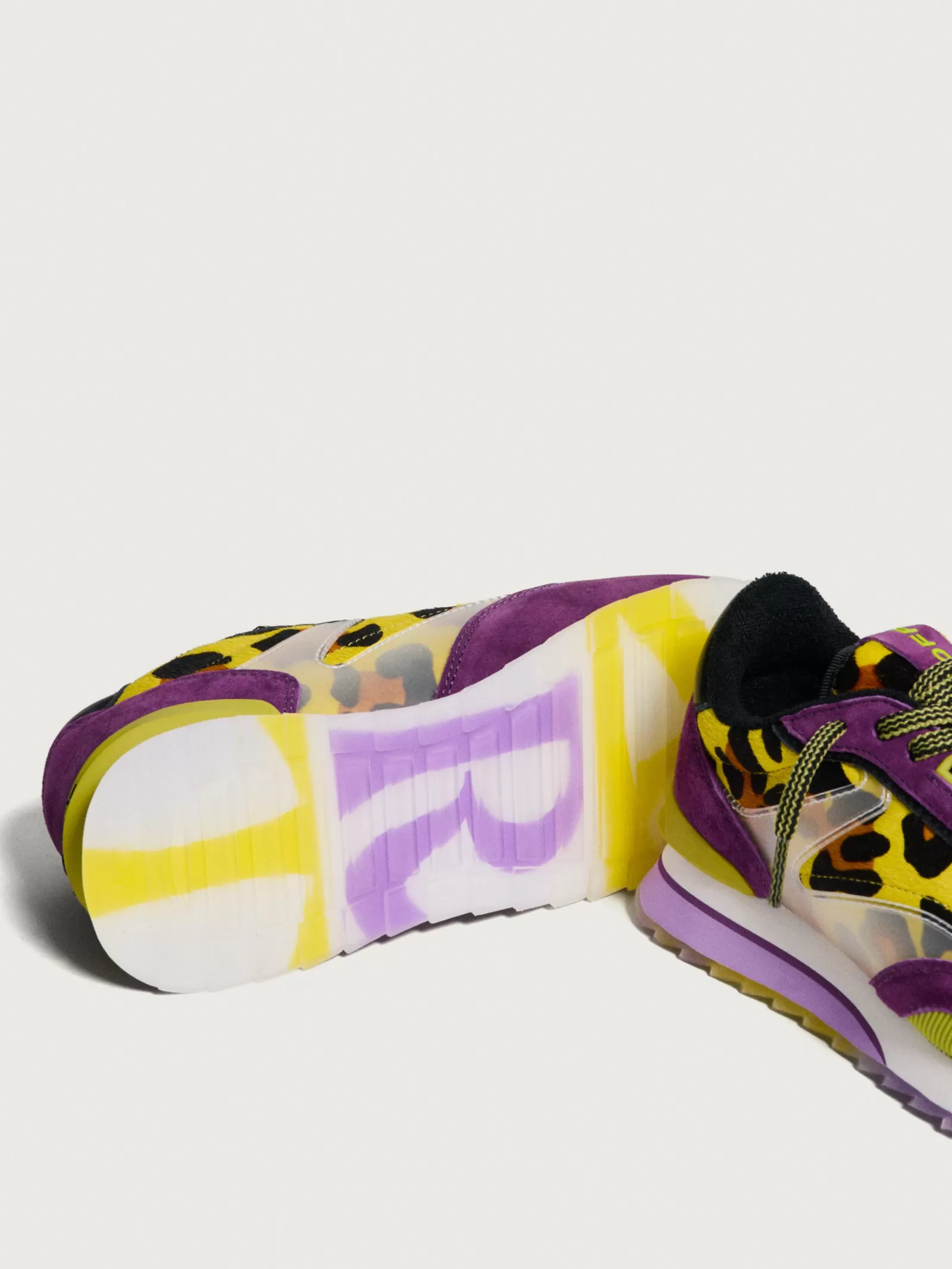 Zapatillas Deportivas HOFF para Mujer - Color Púrpura Intenso con Diseño Moderno