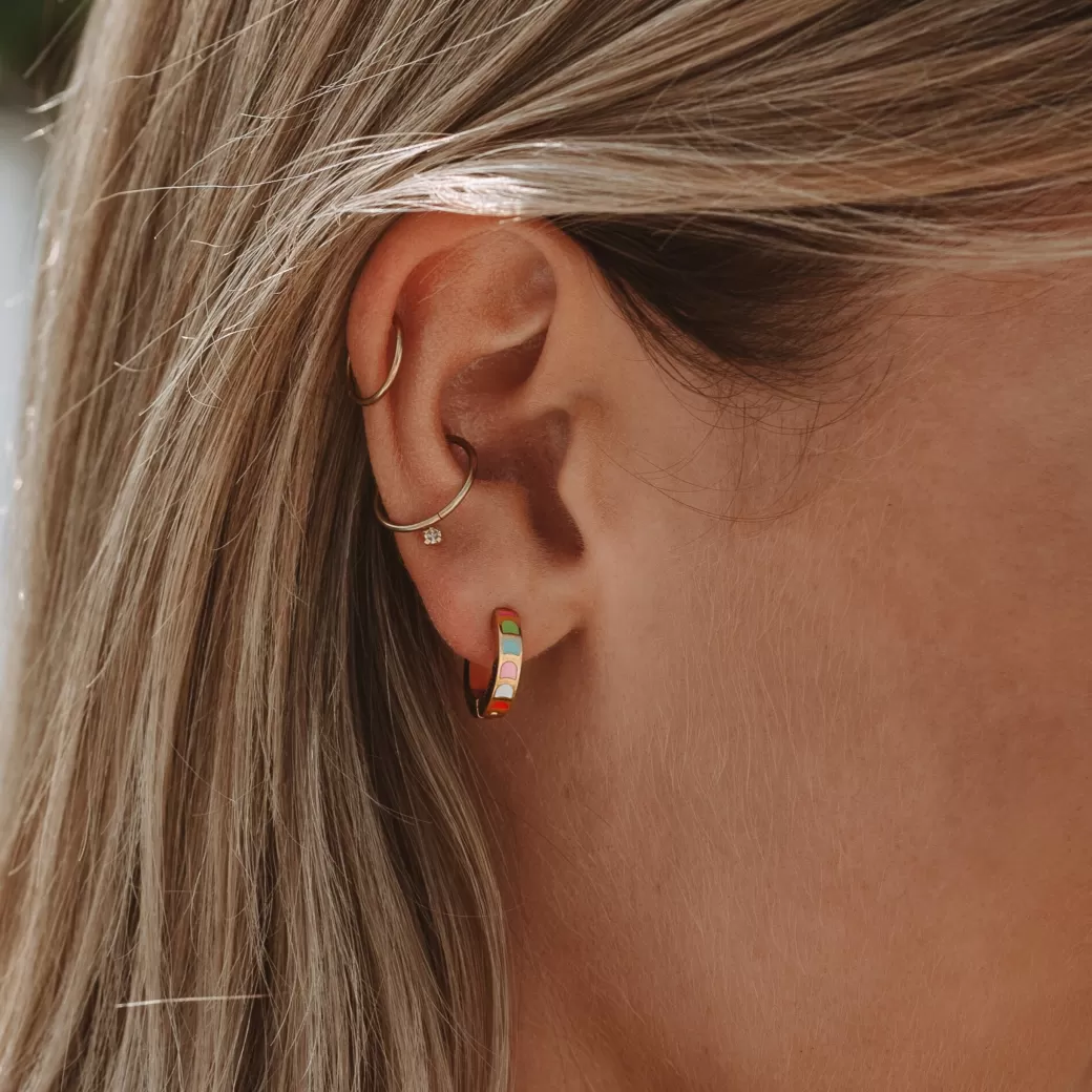 Aretes Brillantes en Colores del Arcoíris - Joyería Atolea, Estilo Único a Precio Accesible
