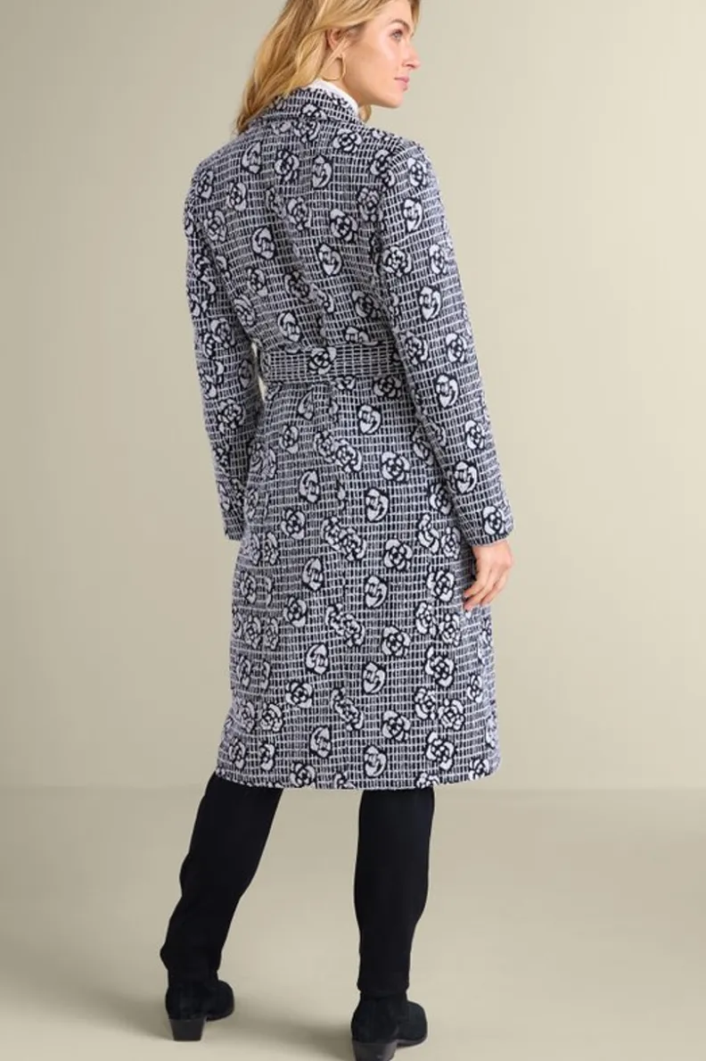 Abrigo Rami Jacquard de Soft Surroundings - Diseño en Blanco y Negro, Estilo Versátil para Temporada