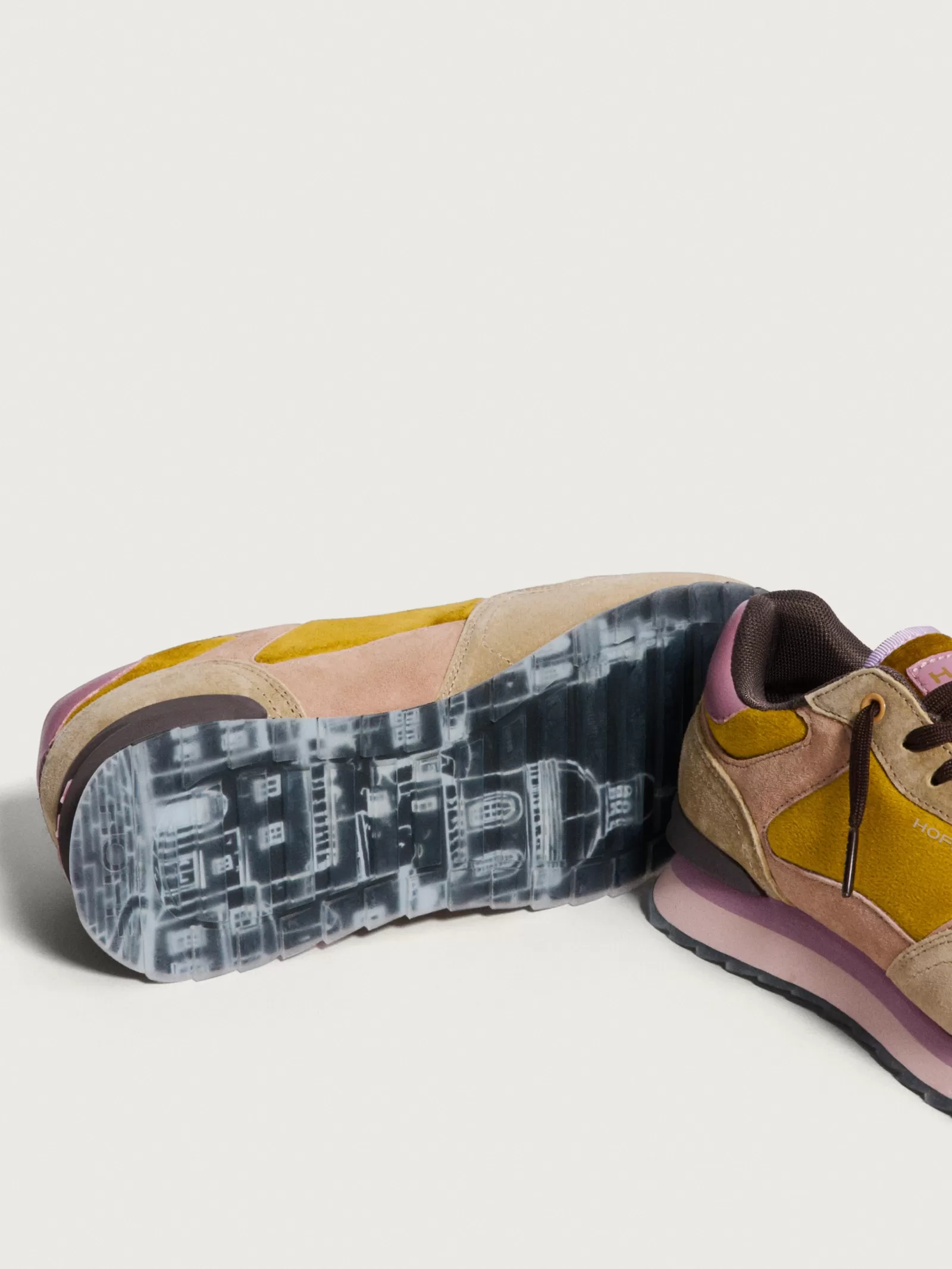 Zapatillas Deportivas Hoff Reikiavik Mujer - Ligeras y Cómodas con Diseño Moderno para Vida Activa 

Zapatillas Urbanas Reikiavik Colección Otoño - Calzado Deportivo Femenino para Caminatas Diarias 

Zapatos Deportivos Mujer Hoff - Tecnología Antifatiga y Estilo Nórdico Contemporáneo 

Botas Deportivas Reikiavik Edición Limitada - Amortiguación Premium para Mujeres Activas 

Sneakers Hoff Confort Extremo - Diseño Ergonómico Escandinavo para Mujer Moderna