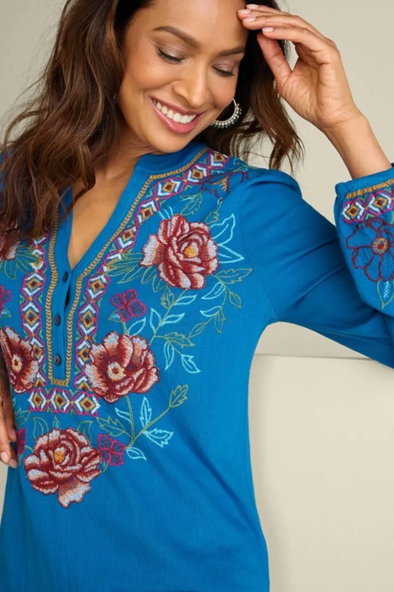 Blusa Bordada Riva en Gasas Suaves - Jersey Azul Zafiro de Soft Surroundings