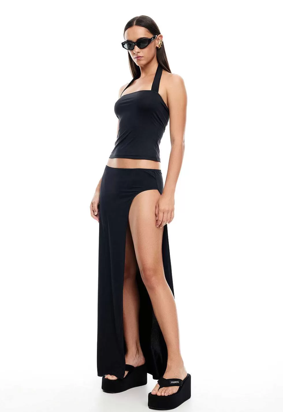 Blusa Halter Lioness Rouje - Liquidación Exclusiva ¡Últimas Unidades! Moda Verano 2024