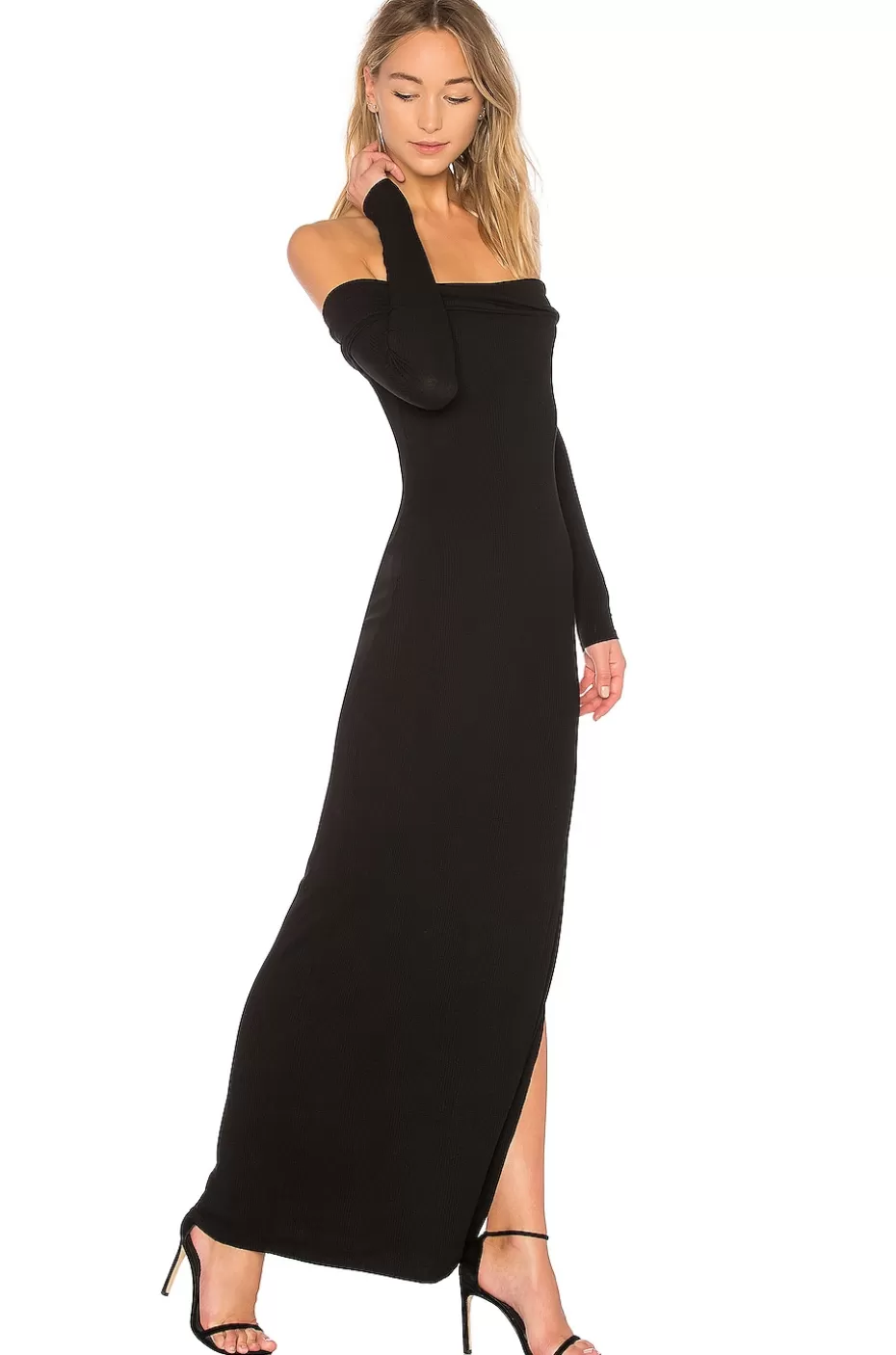 Amantes & Amigos: Vestido Real con Toque Festivo para Ocasiones Especiales